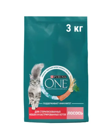 Purina One Сухой корм для стерилизованных кошек и кастрированных котов с лососем