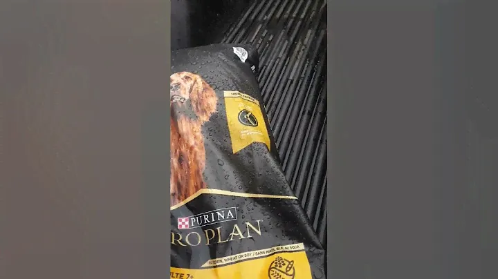 Dumpster diving finds 2 bags Purina dog food not expired damaged bags+8 pack expired perrier